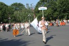 X Latvijas skolu jaunatnes dziesmu un deju svētku gājienā iet Balvu novads 15