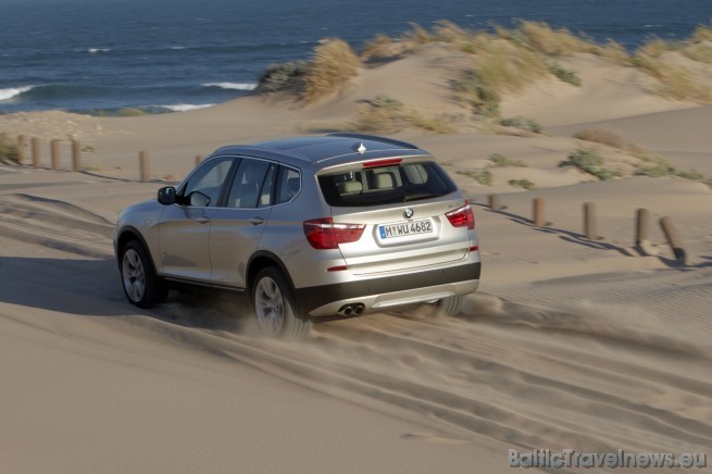 BMW X3 xDrive20d  maksimālais ātrums ir 210 km/h 46935