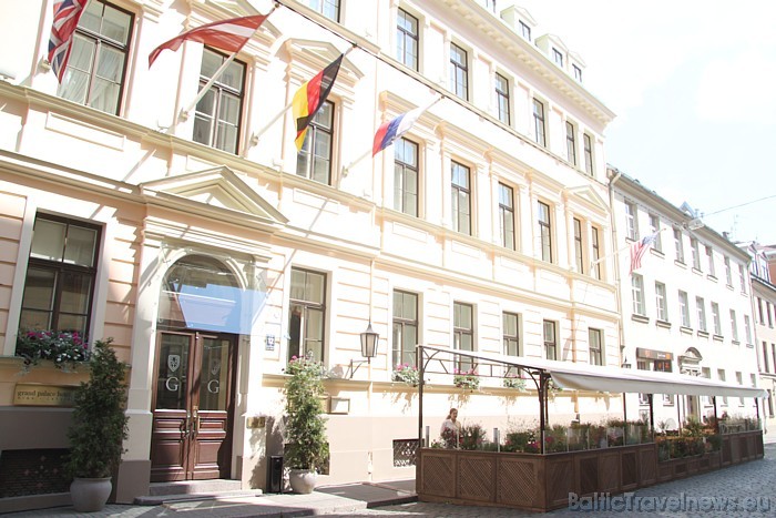 Piecu zvaigžņu viesnīca Grand Palace Hotel, kas atrodas Pils ielā 12, ir atvērusi savu pirmo vasaras terasi 47040