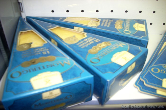 Limbažu piens piedāvāja savu īpaši izturēto, cieto Monterigo šķirnes sieru, kas vislabāk garšo, lauzts gabaliņos 47800