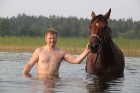 BalticTravelnews.com direktors Aivars Mackevičs aicina augustā uz Latgales ezeriem, jo ūdens, zirgi un cilvēki te ir burvīgi 14