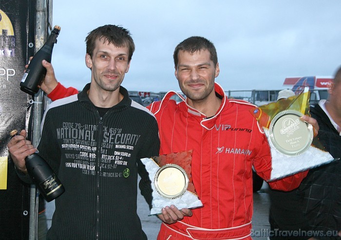 Pateicoties Artjoma Kočlamazašvili labajiem startiem un uzvarām visos līdzšinējos šīs sezonas posmos, viņš šogad izcīna arī Igaunijas Dragreisa čempio 48590