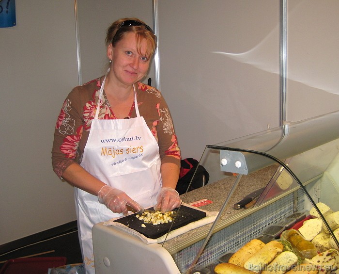 Izstāde Riga Food 2010 - uzņēmuma Mājas siers stends 49497