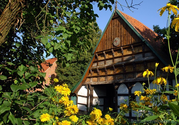 Hannoverē notiek atsevišķi festivāli, kas veltīti sambas ritmiem, džeza mūzikai, klasiskajai mūzikai un citiem virzieniem un stiliem
Foto: ©Hannover Hannoverē notiek atsevišķi festivāli, kas veltīti sambas ritmiem, džeza mūzikai, klasiskajai mūzikai un citiem virzieniem un stiliem
Foto: ©Hannover 49546
