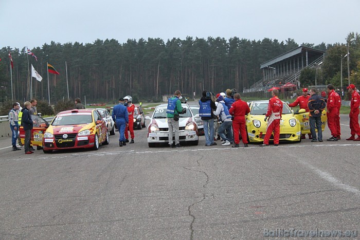 Biķernieku trasē risinājās 11.09.2010 autosacīkstes autošosējā - 1000km Grand Prix Riga 49743
