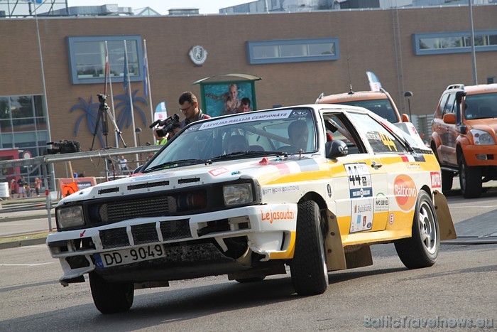 Pēdējais Latvijas rallija čempionāta 2010 posms sākās pie Līvu akvaparka 25.09.2010, kur pulcējās labākie autosportisti 50435
