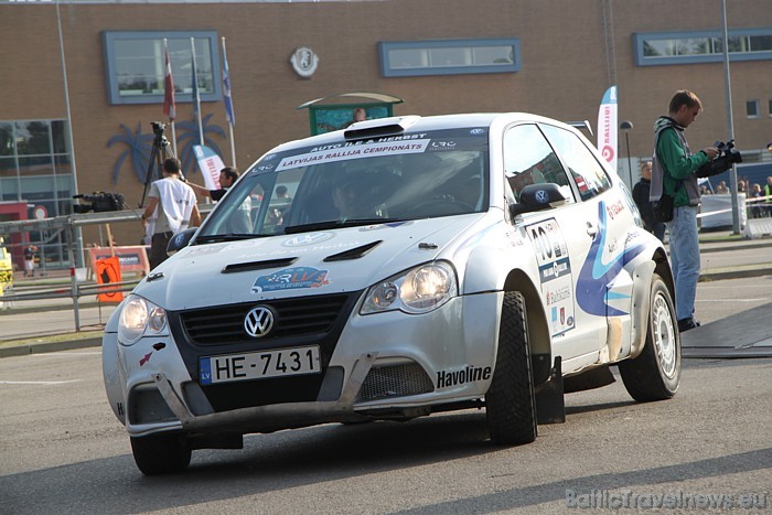Pēdējais Latvijas rallija čempionāta 2010 posms sākās pie Līvu akvaparka 25.09.2010, kur pulcējās labākie autosportisti 50443