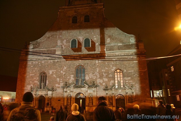 Gaismas festivāls Staro Rīga ne vien iededz gaismu Rīgas pilsētā tumšajā laikā, bet arī rada neatkārtojamu svētku sajūtu Latvijas neatkarības svētkos Gaismas festivāls Staro Rīga ne vien iededz gaismu Rīgas pilsētā tumšajā laikā, bet arī rada neatkārtojamu svētku sajūtu Latvijas neatkarības svētkos 52284