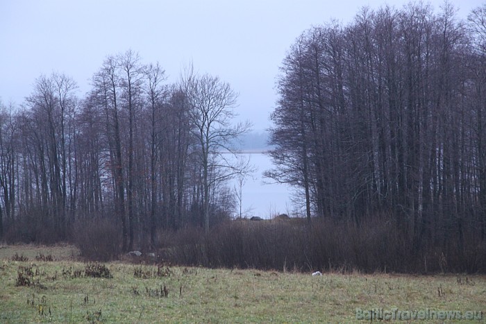 Latvijas neatkarības 20 gadi Latgalei ir atņēmuši daudz dzīvības spēka un to var just katrā sētā un katrā sarunā ar latgaliešiem Latvijas neatkarības 20 gadi Latgalei ir atņēmuši daudz dzīvības spēka un to var just katrā sētā un katrā sarunā ar latgaliešiem 52392