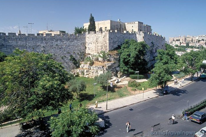 Vadoties pēc Toras, jūdaisma svētās grāmatas, Jeruzalemi dibinājis ķēniņš Dāvids
Foto: www.goisrael.com 53140