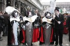 Daudzi karnevāla dalībnieki savus tērpus darinājuši visa gada garumā 5