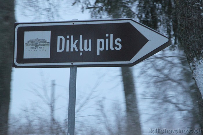 Dikļu pils atrodas 20 km attālumā no Valmieras un piedāvā atraktīvu atpūtu arī ziemas apstākļos 53705