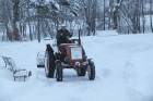 Sniega novākšanā iesaistās arī lauku tehnika 19