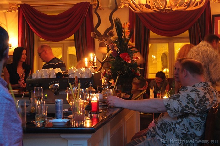 Piecu zvaigžņu viesnīca Grand Palace Hotel Rīga un restorāns Suite 29.01.2011 rīkoja tropisku balli par godu «karstai vasarai» 54457