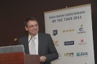 Viesus no Costa Dorada svinīgā uzrunā sveicināja starptautiskā tūroperatora Tez Tour vadītājs Baltijas valstīs Konstantīns Paļgovs 2