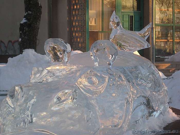Šogad ledus un sniega mākslas darbus veidoja par tēmu «Mana reliģija - brīvība!» 55290