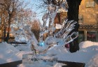 Skulptūras atvestas no Jelgavas, kur nu jau trīspadsmito reizi notika Starptautiskais Ledus skulptūru festivāls 3