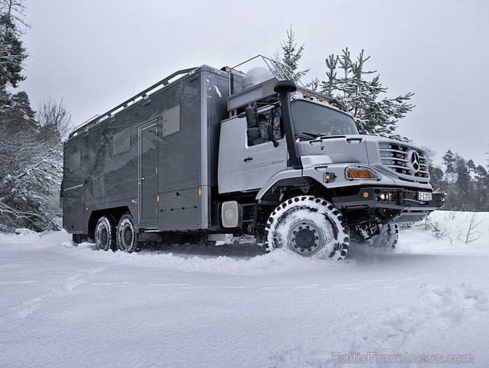 Parasti kempinga vāģis ir bāzēts uz Fiat Ducato standarta, taču abus mongoļus šis variants neapmierināja un tāpēc tika pasūtīti divi luksus kempinga v Parasti kempinga vāģis ir bāzēts uz Fiat Ducato standarta, taču abus mongoļus šis variants neapmierināja un tāpēc tika pasūtīti divi luksus kempinga v 57550