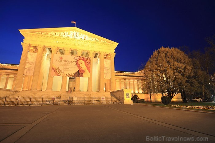 Vienā no Eiropas svarīgākajiem māksalas muzejiem - Museum of Fine Arts, glabājas mantas no senajiem laikiem līdz mūsdienām
Foto: Hungary.com 57599