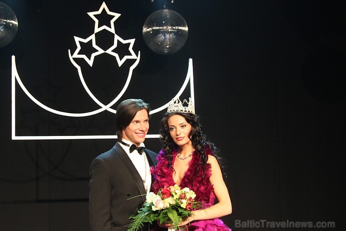 Skaistuma konkursa «Mis un Misters Latvija 2010» uzvarētāji ir Alise Miškovska no Daugavpils un Edvīns Ločmelis no Gulbenes, kurus noteica 8.04.201 58048
