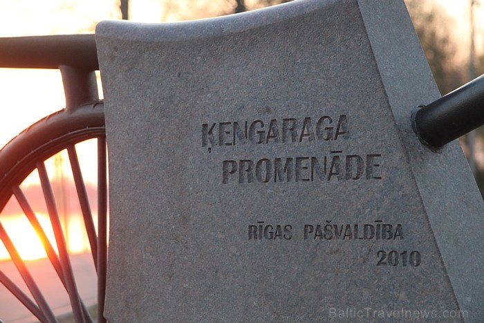 Ķengaraga promināde gar Daugavu ir ļoti piemērota gan velobraucējiem, gan skrituļslidu cienītājiem, gan skrējējiem Ķengaraga promināde gar Daugavu ir ļoti piemērota gan velobraucējiem, gan skrituļslidu cienītājiem, gan skrējējiem 58711