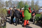 Latvijas Stādu parāde 2011 notika Siguldā, Svētku laukumā pie panorāmas riteņa. Papildus informācija: www.staduparade.lv
Foto: Juris Kilkuts 40
