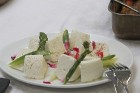 Lidsabiedrības airBaltic biznesa klases ēdienus prezentē populārais šefpavārs Mārtiņš Rītiņš 10