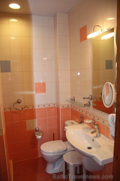WC uz dušas telpa 59957