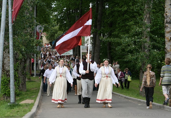 Festivāla dalībnieku gājiens 60982