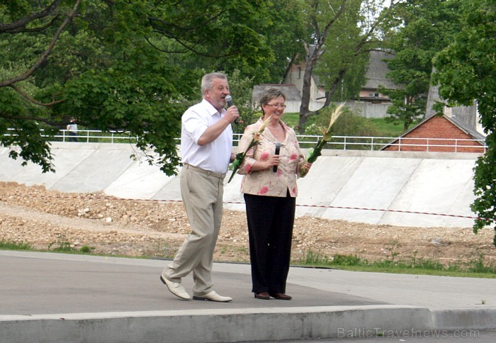Tautas deju festivāls «Latvju bērni danci veda» Jēkabpilī, 28.05.2011 61010