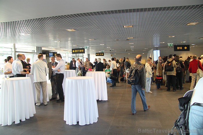 Starptautiskā lidosta «Rīga» 1.06.2011 atklāj trīs jaunus iekāpšanas termināļus pasažieru ērtībai 61190