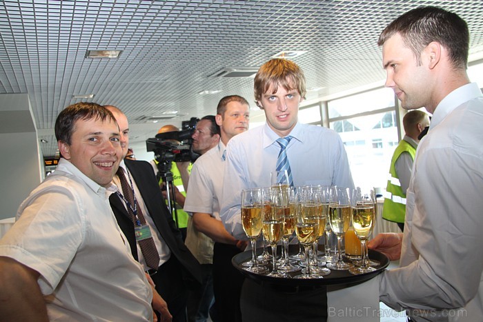 Starptautiskā lidosta «Rīga» 1.06.2011 atklāj trīs jaunus iekāpšanas termināļus pasažieru ērtībai 61191