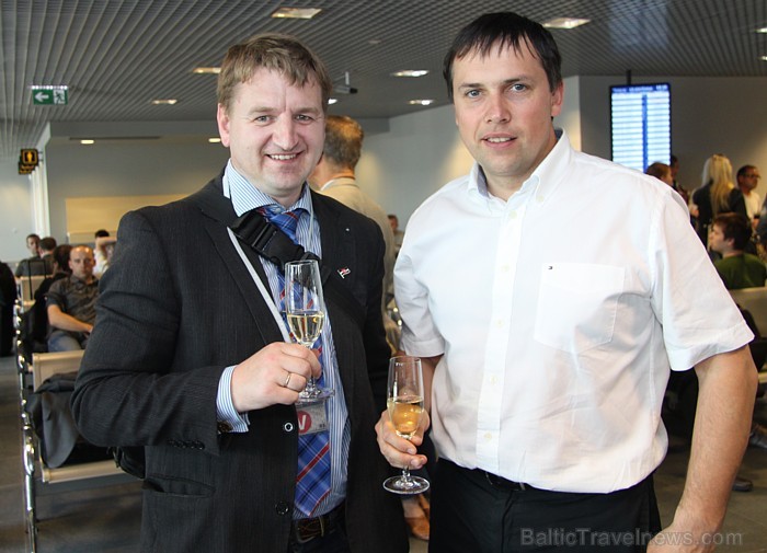Starptautiskā lidosta «Rīga» 1.06.2011 atklāj trīs jaunus iekāpšanas termināļus pasažieru ērtībai 61195