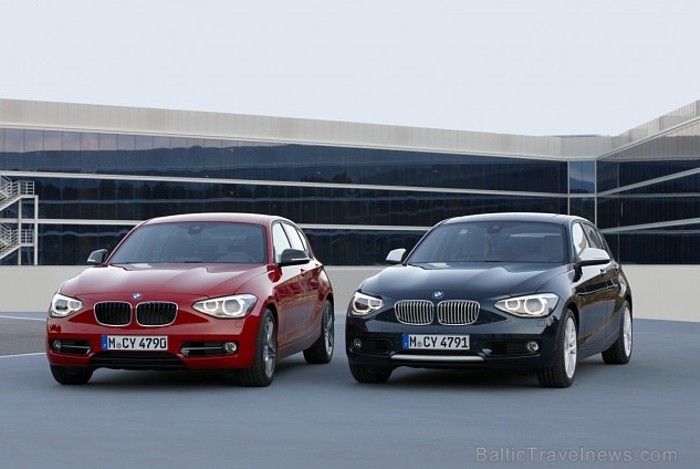 Jaunais BMW 1.sērijas F20 modelis, kas ir otrās paaudzes modelis un pircēji to varēs iegādāties jau 2011.gada rudenī. Foto: BMW.com Jaunais BMW 1.sērijas F20 modelis, kas ir otrās paaudzes modelis un pircēji to varēs iegādāties jau 2011.gada rudenī. Foto: BMW.com 61469