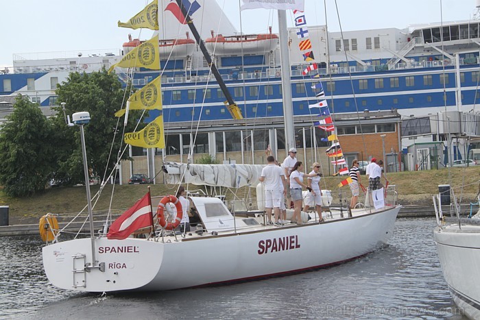 Latvijas jahta «Spaniel» dodas 10.06.2011 pēc kārtējās uzvaras regatē «The Tall Ships Races 2011» - www.tallshipsracesgreenock.com 61847