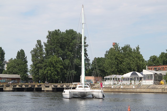 Latvijas jahta «Spaniel» dodas 10.06.2011 pēc kārtējās uzvaras regatē «The Tall Ships Races 2011» - www.tallshipsracesgreenock.com 61849