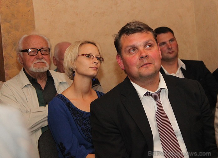 Latgales plānošanas reģions prezentē 15.06.2011 Kristapa Streiča un Jāņa Streiča īsfilmu «LATGALE atvērta sadarbībai» restorānā «Kamadena» Latgales plānošanas reģions prezentē 15.06.2011 Kristapa Streiča un Jāņa Streiča īsfilmu «LATGALE atvērta sadarbībai» restorānā «Kamadena» 62131