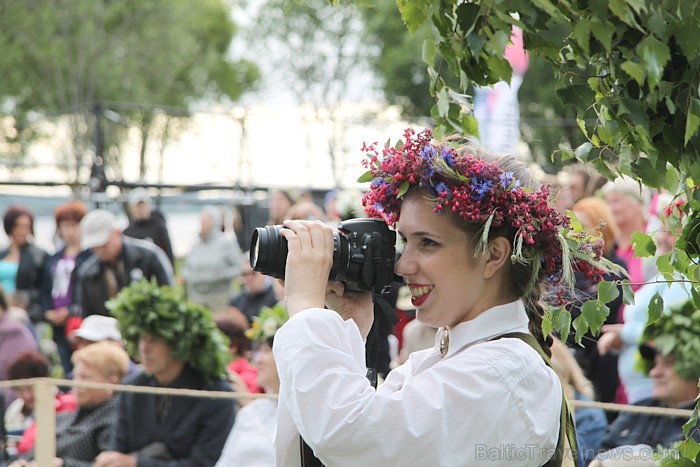Līgo svētku koncerts «Latvija līgo Ikšķilē 2011» - vairāk bilžu un arī balva no Dikļu pils - Fb.com/Travelnews.lv 62367