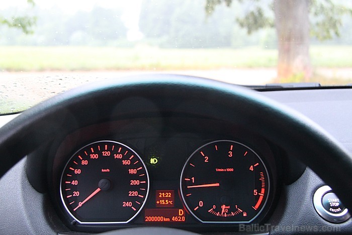 BMW 120 ir noskrējis 200 000 km, taču motora dinamikas ziņā tas nav zaudējis asumu un degvielas taupības režīmā vēl joprojām var braukt zem 5 litriem  62778