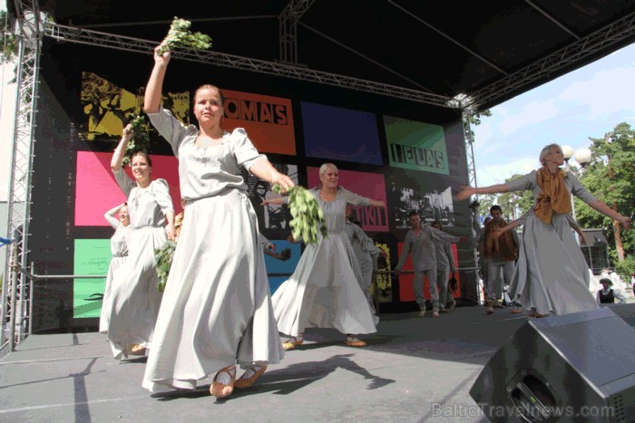 Foto: Jūrmalas TIC. 02.07.2011 Jūrmalā notika Jomas ielas svētki, kuri pulcēja tūkstošiem pilsētnieku, pilsētas viesu, baikeru un sportistu. Vairāk in 62858