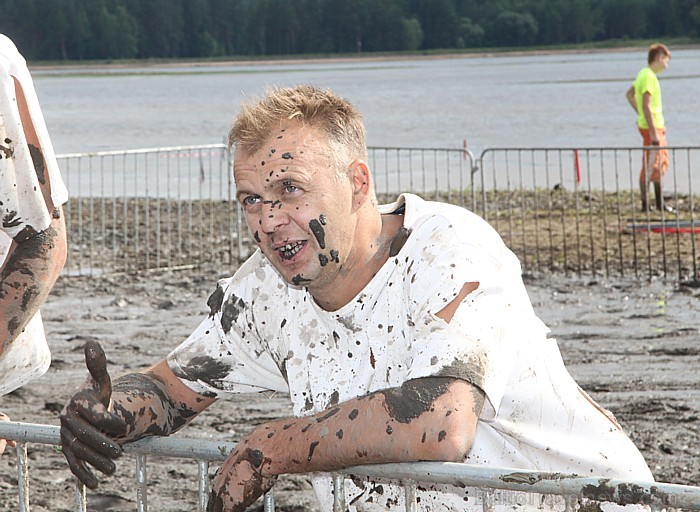 23.07.2011 Ikšķilē noris jau otrais Latvijas Dubļu festivāls (www.parstipru.lv) 64777