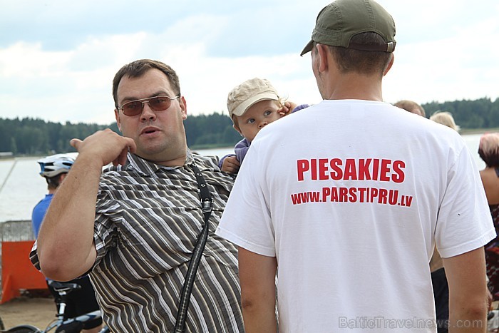 23.07.2011 Ikšķilē noris jau otrais Latvijas Dubļu festivāls (www.parstipru.lv) 64806