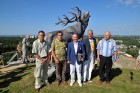 Venstpils svētku laikā, Piedzīvojumu parkā tika atklāta skulptūra Staltbriežiem Kurzemē-100 2