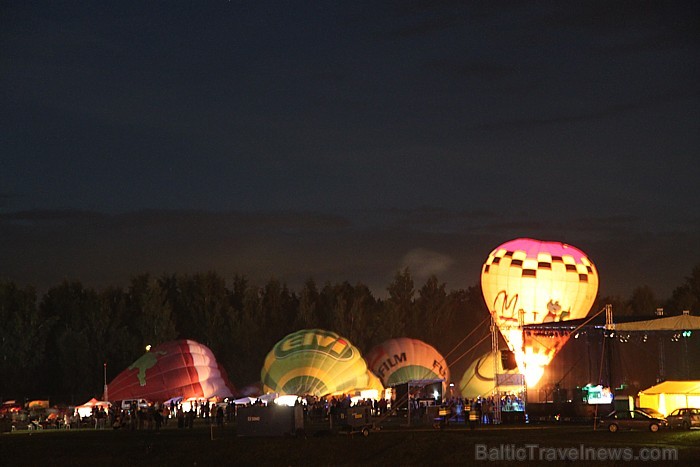 Gaisa balonu festivāls «LMT Kauss 2011» Jelgavā - www.tornis.jelgava.lv 65513