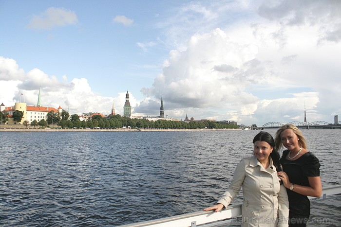 Tūroperators Novatours atklāj ziemas tūrisma sezonu un prezentē jaunus ceļojumu galamērķus (02.09.2011) www.novatours.lv Tūroperators Novatours atklāj ziemas tūrisma sezonu un prezentē jaunus ceļojumu galamērķus (02.09.2011) www.novatours.lv 66511