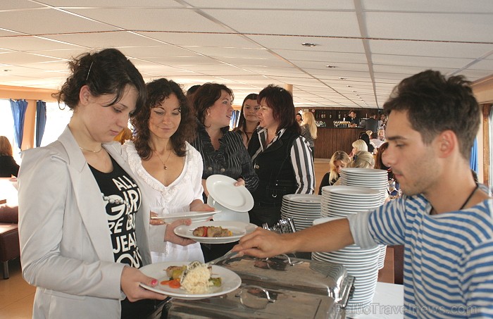 Tūroperators Novatours atklāj ziemas tūrisma sezonu un prezentē jaunus ceļojumu galamērķus (02.09.2011) www.novatours.lv Tūroperators Novatours atklāj ziemas tūrisma sezonu un prezentē jaunus ceļojumu galamērķus (02.09.2011) www.novatours.lv 66514