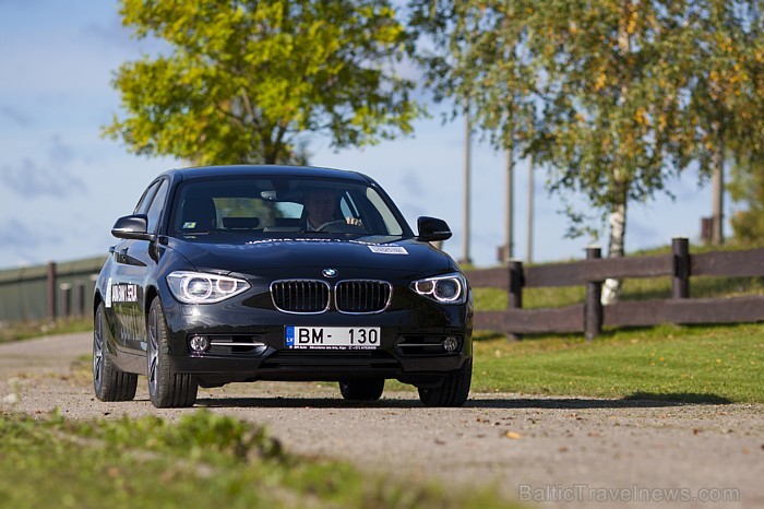 Travelnews.lv testē jauno BMW 120d Sport Line no BMW dīlera BM Auto. Piedalies Fb.com/Travelnews.lv konkursā un vinnē īpašu balvu no BM Auto. Foto: In 67513