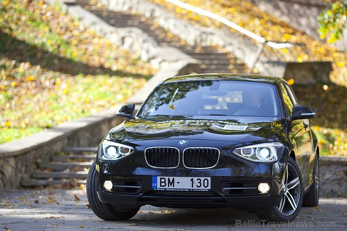 Travelnews.lv testē jauno BMW 120d Sport Line no BMW dīlera BM Auto. Piedalies Fb.com/Travelnews.lv konkursā un vinnē īpašu balvu no BM Auto. Foto: In 67518