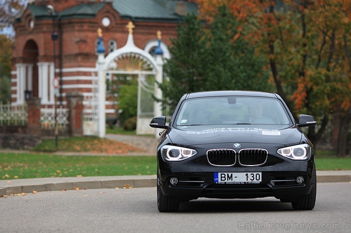 Travelnews.lv testē jauno BMW 120d Sport Line, apciemojot Limbažus. Foto: Ingus Evertovskis (www.fotoprojekts.lv) 67537