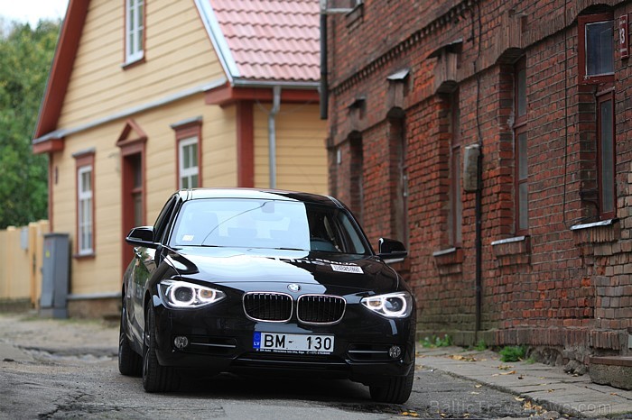 Travelnews.lv testē jauno BMW 120d Sport Line, apciemojot Limbažus. Foto: Ingus Evertovskis (www.fotoprojekts.lv) 67538